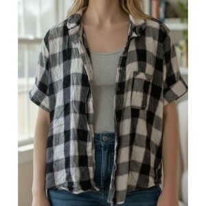 Victoria's Secret Short Sleeve Pajama Top Plaid Button Up Womens Size S Lurex